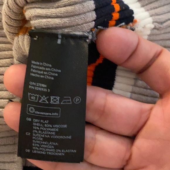 H&M Off-the-shoulder top - Mole/Striped EUC. - Picture 10 of 17